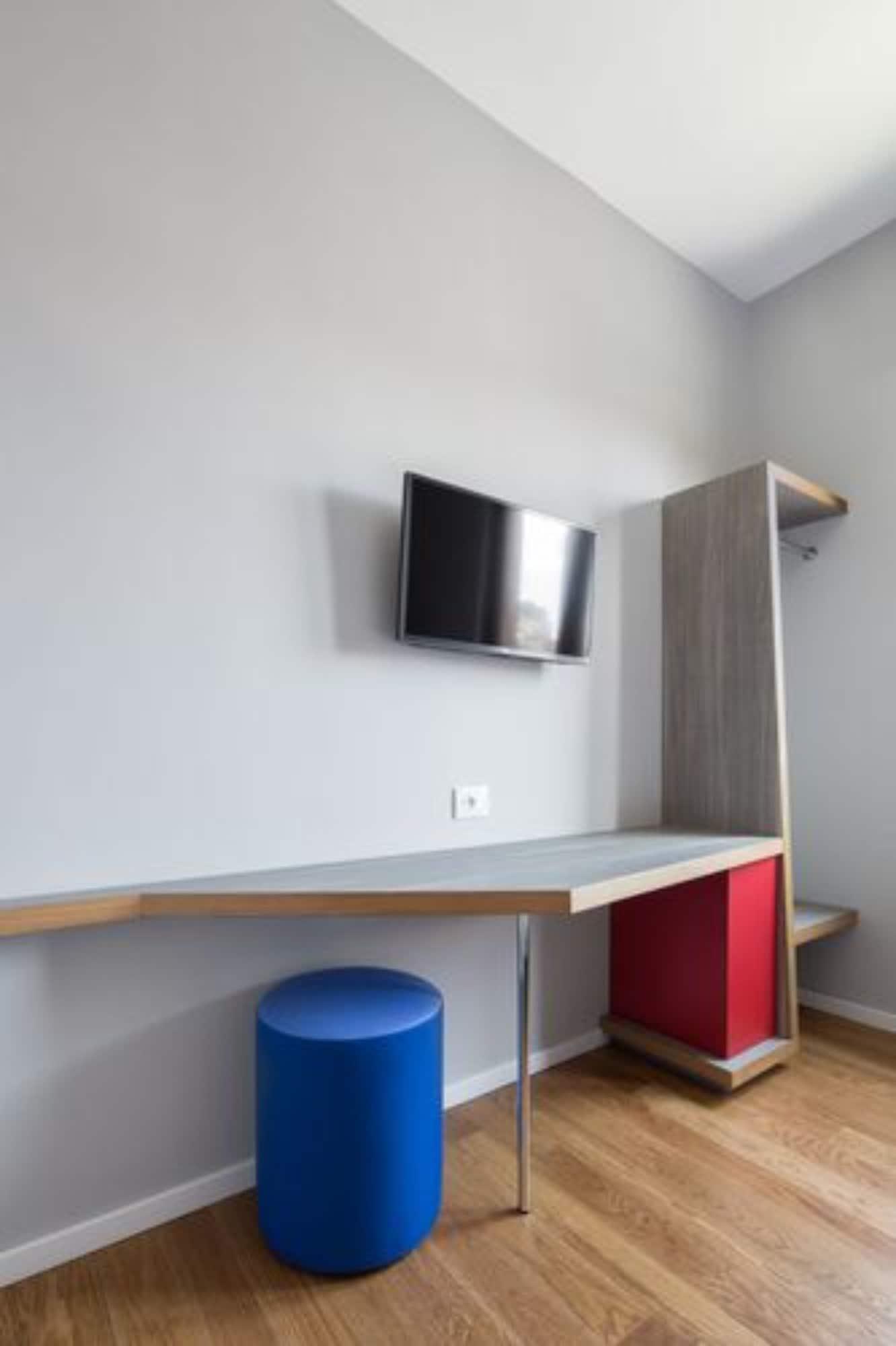 Babila Hostel Милан Экстерьер фото