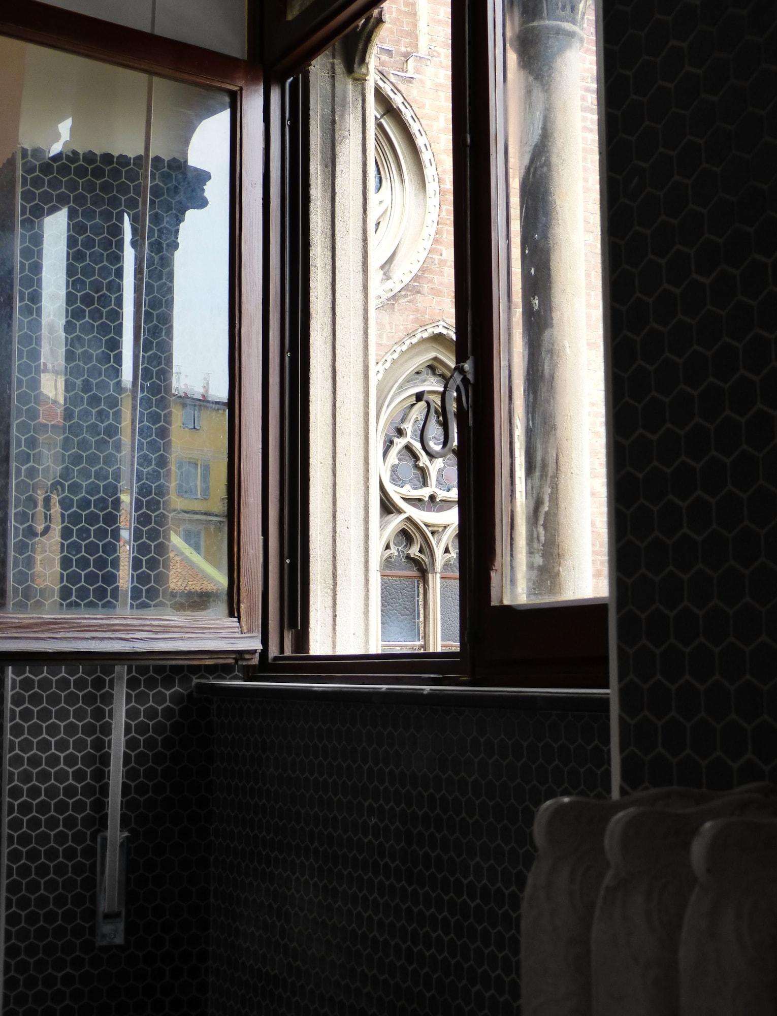 Babila Hostel Милан Экстерьер фото