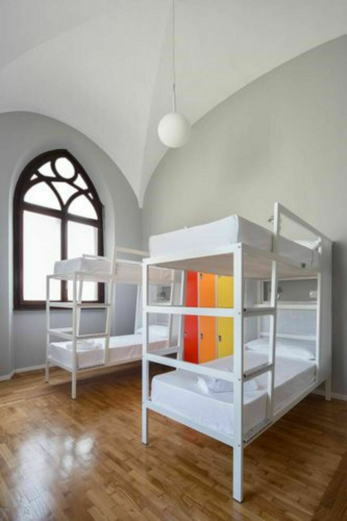 Babila Hostel Милан Экстерьер фото